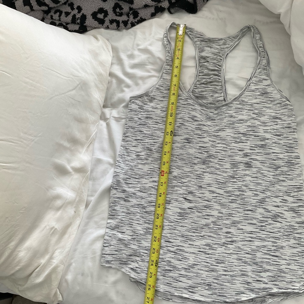 Lululemon Tank Top - Picture 4 of 4
